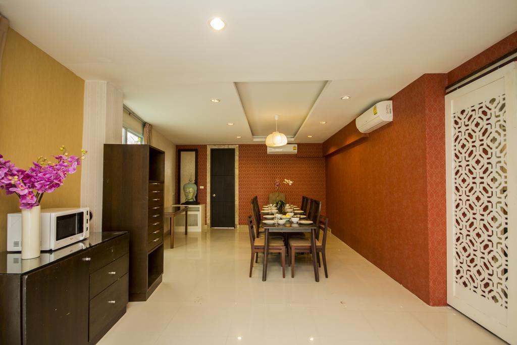 ตำหนักวิลล่า 10 ห้องนอน พร้อมสระว่ายน้ำส่วนตัว Ban Nong Tabaek Exterior foto