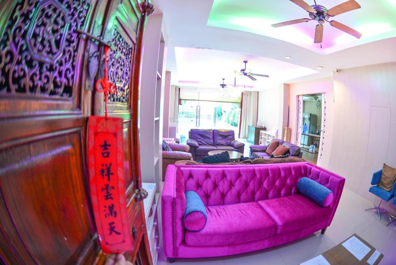 ตำหนักวิลล่า 10 ห้องนอน พร้อมสระว่ายน้ำส่วนตัว Ban Nong Tabaek Exterior foto