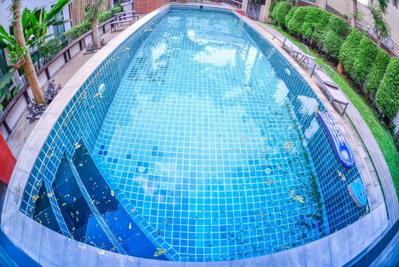 ตำหนักวิลล่า 10 ห้องนอน พร้อมสระว่ายน้ำส่วนตัว Ban Nong Tabaek Exterior foto